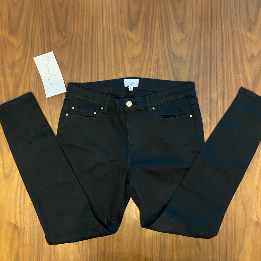 Daily Ritual Skinny Black Jeans
